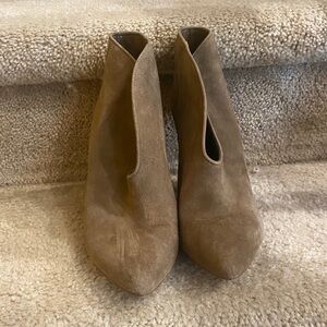Vince Camuto Tan Suede Pointed Toe Ankle Booties